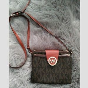 Authentic Michael Kors crossbody